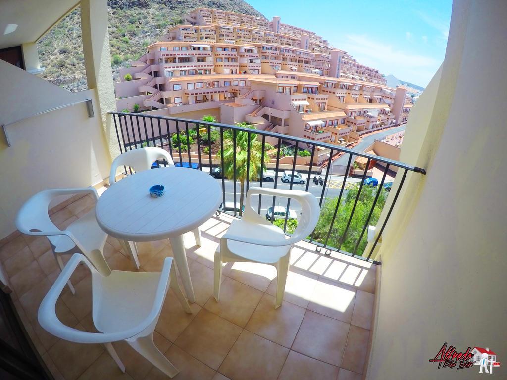 Castle Harbour Lejlighedshotel Los Cristianos  Eksteriør billede