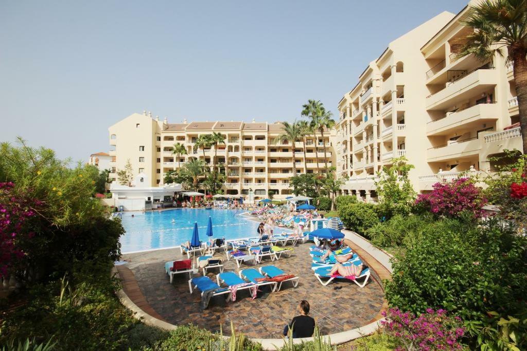 Castle Harbour Lejlighedshotel Los Cristianos  Eksteriør billede